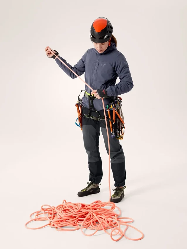AR-385a Harness Women's