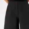 Dias Short Women's