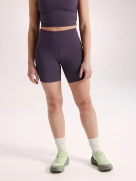 Essent High-Rise Utility Short 6" Women's