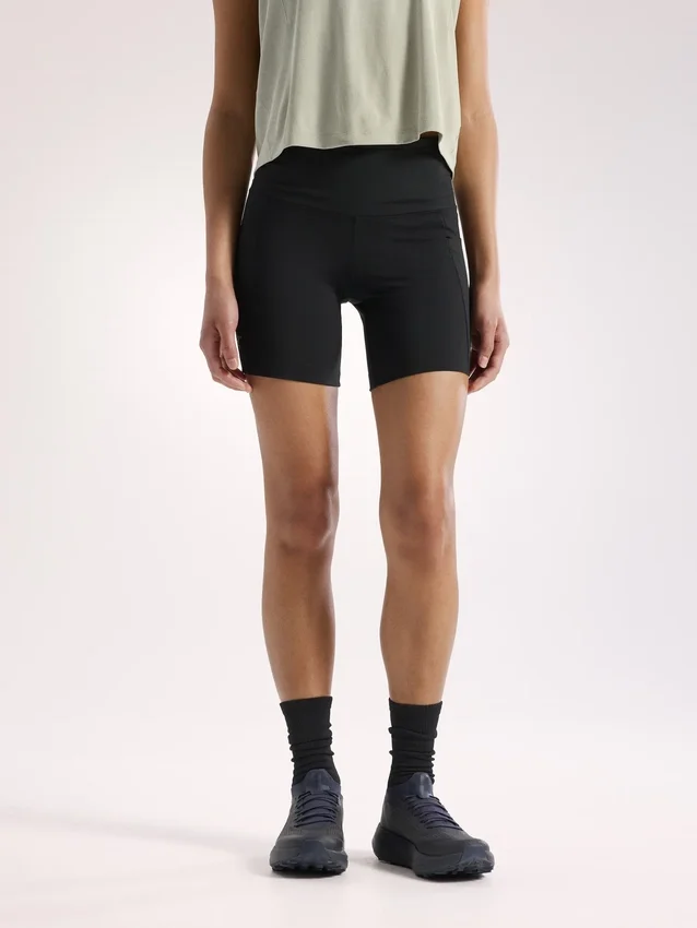 Essent High-Rise Utility Short 6" Women's