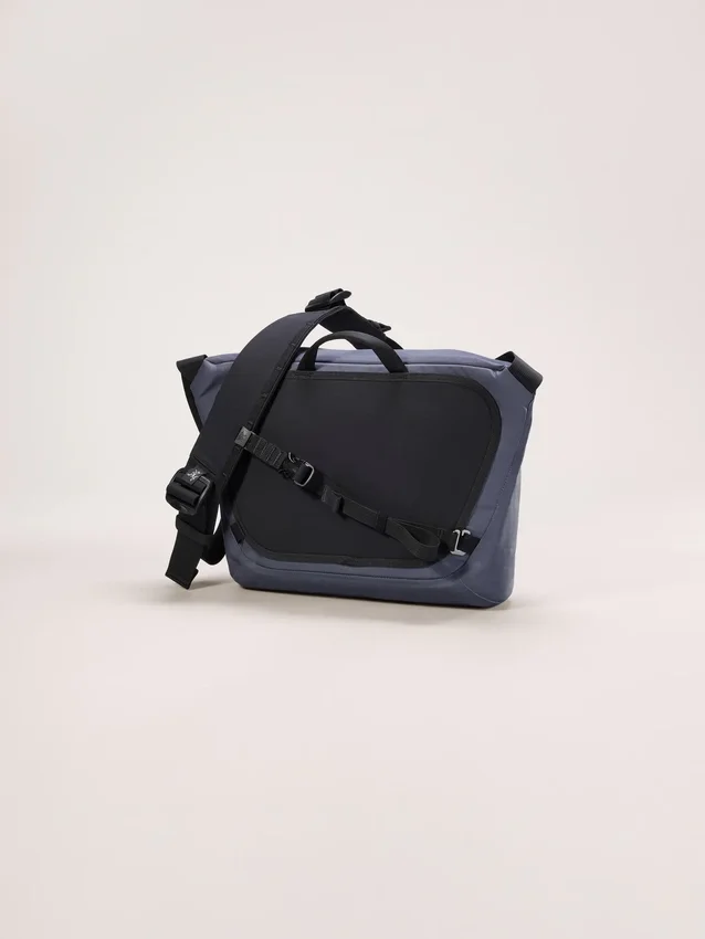 Granville 10 Courier Bag
