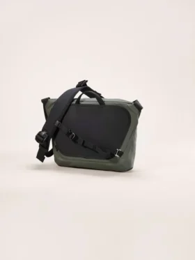 Granville 10 Courier Bag