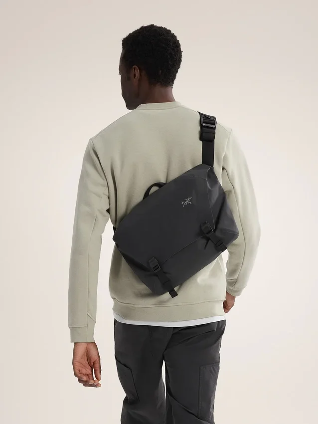 Granville 10 Courier Bag