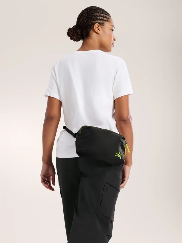 Heliad Crossbody Bag