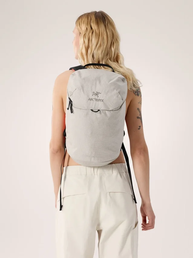 Konseal 15 Backpack