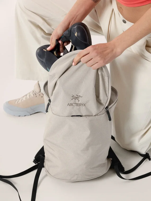 Konseal 15 Backpack