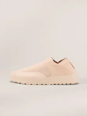 Kragg Shoe Women's