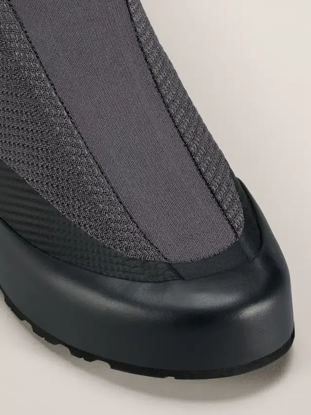 Kragg Shoe Women's