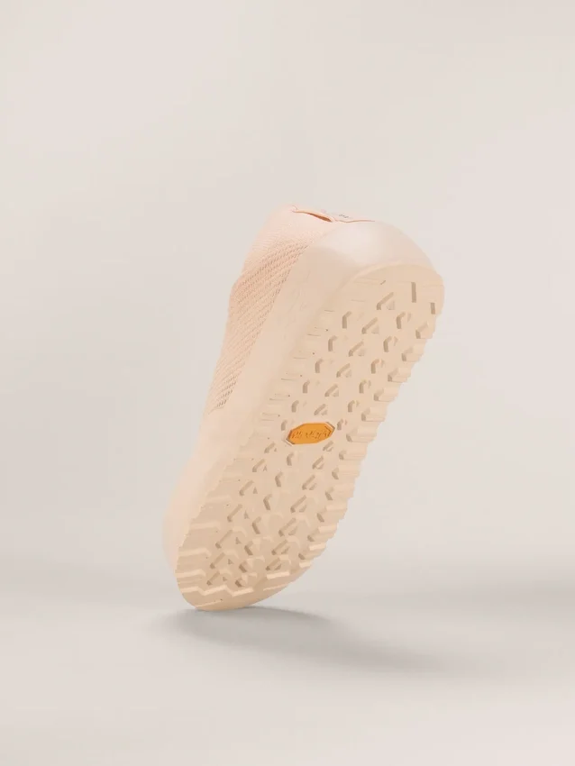 Kragg Shoe Women's