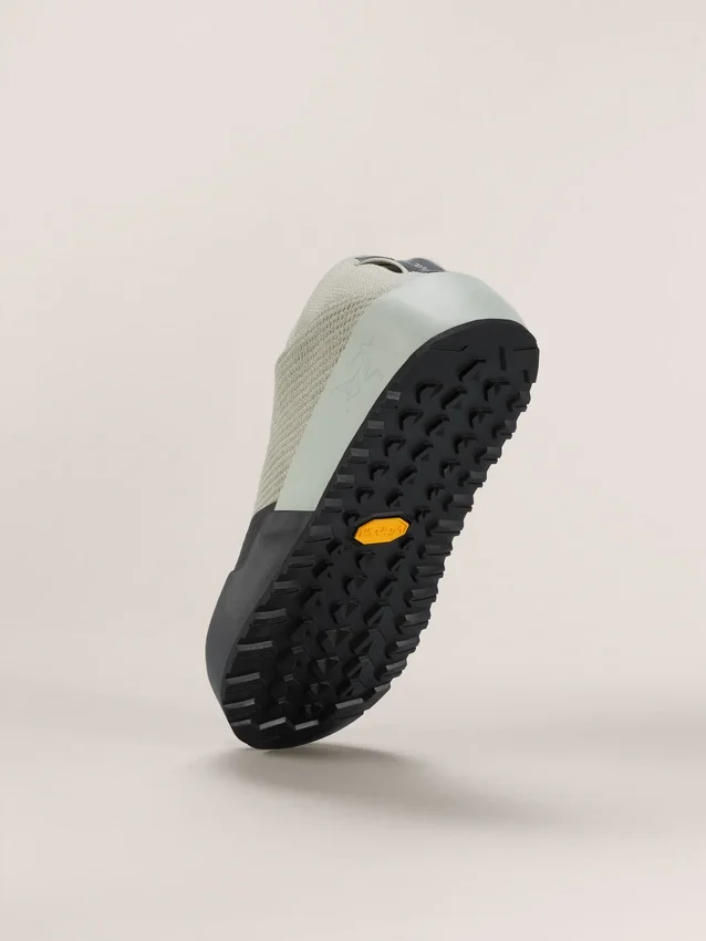 Kragg Shoe Women's