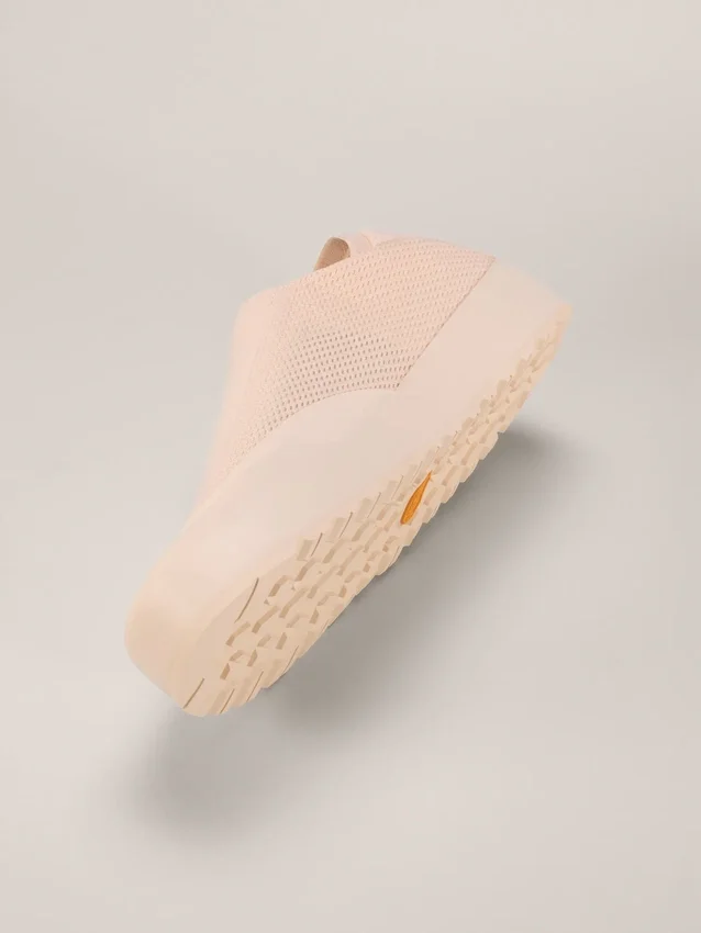 Kragg Shoe Women's