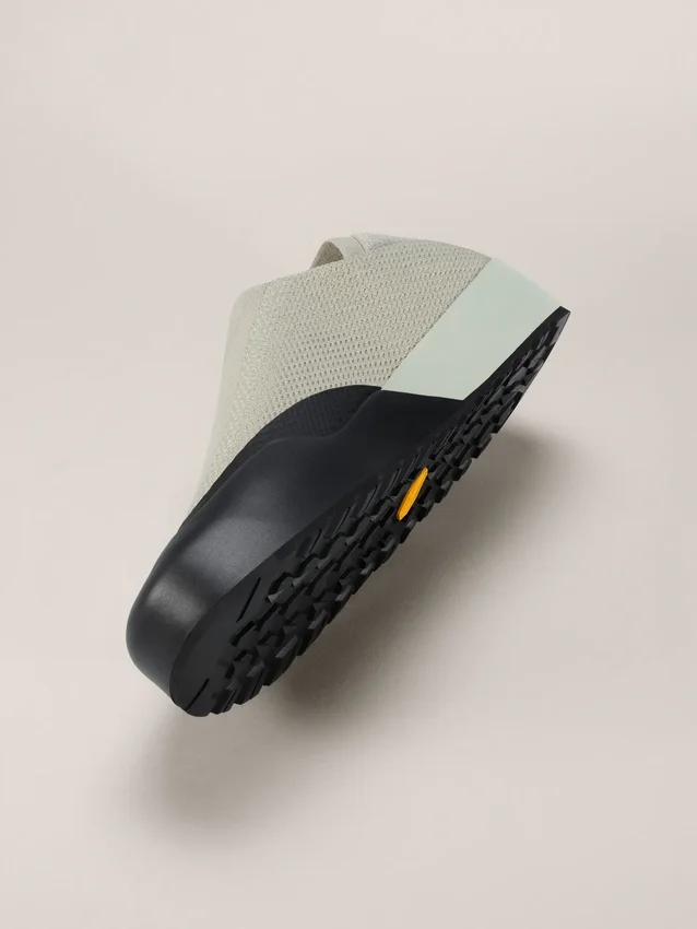 Kragg Shoe Women's